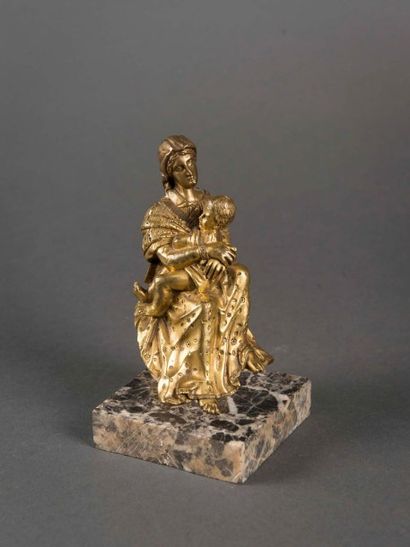 null Vierge à l'Enfant en bronze doré 18ème siècle H du sujet 12 cm