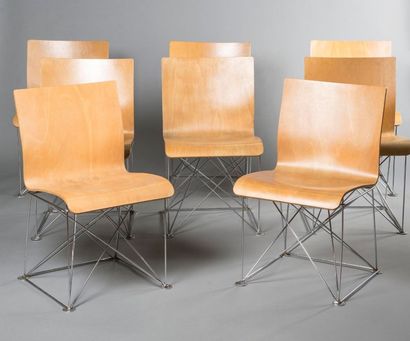 JEAN LOUIS BERTHET Série de six chaises, modèle Solo. Piètement en métal chromé et...