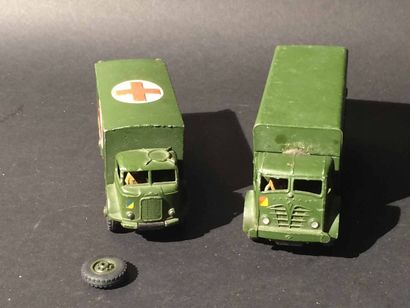 null Dinky Supertoys Army Truck Dinky Toys Military ambulance tbe