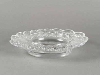 null D'après René LALIQUE (1860 -1945) Jardinière Épreuve réalisée en cristal moulé-pressé,...