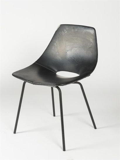 null Pierre GUARICHE (1926-1995) Chaise "Amsterdam" dit "Tonneau", piétement métallique...