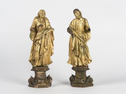 Deux statues en bois sculpté, figures de...