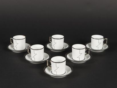 null Jehan DARFEUILLE (XX ème) Suite de six tasses et leurs soucoupes en porcelaine...