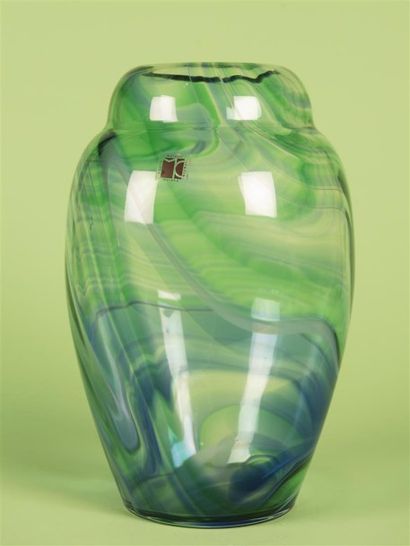 null Carlo MORETTI (né en 1934) Grand vase de forme ovoïde à col resserré en verre...