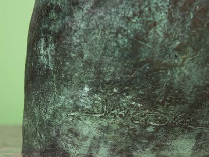 null Ignazio DIAZ (XX ème) Artiste Mexicain Buste de femme Sculpture en bronze à...