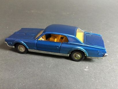null DINKY TOYS England Ford mercury cougar N°174