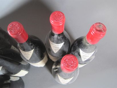 null 10 B CHATEAUNEUF DU PAPE Rouge (1 à 3 cm sinon niveaux parfaits; 1 e.l.s; 1...