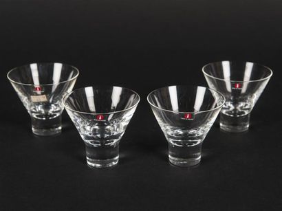 null Goran HONGELL (1902-1973) Suite de quatre verres modèle Aarne en verre soufflé...