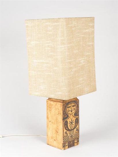 null ROGER CAPRON (1920-2006) & JEAN DERVAL (1925-2010) Lampe modèle «Femme» Grès...