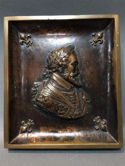 null Plaque en bronze Henri IV 22 x 25 cm