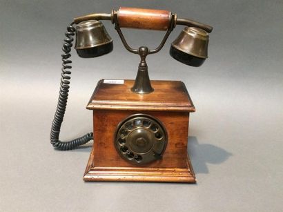 null téléphone socle en bois année 40