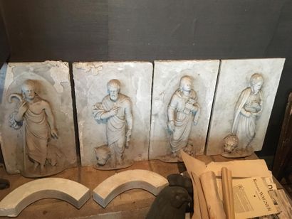 null Quatre bas-reliefs en marbre blanc les quatre évangélistes
19ème siècle