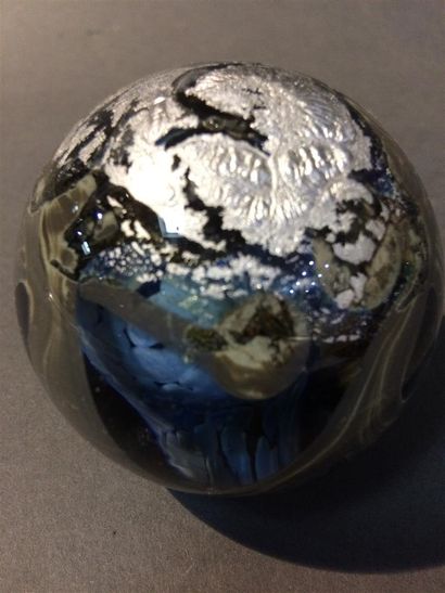 null Boule de sulfure en cristal bleu, marron et aluminium
D : 6 cm