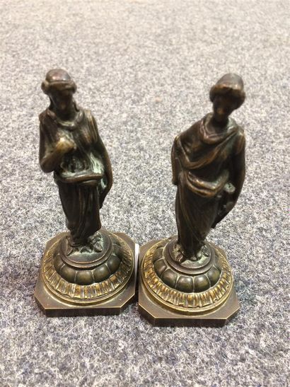 null 2 petites statuettes en bronze
H : 10cm
