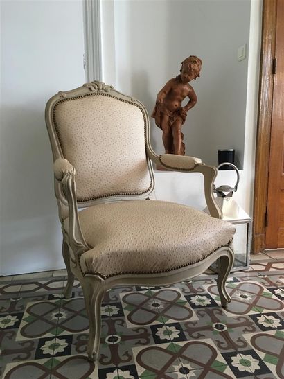 null Fauteuil dos plat style Louis XV