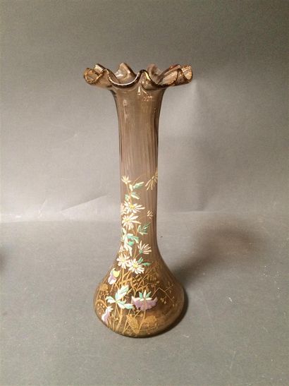 null Clichy Vase à décor de fleurs émaillé
H: 31 cm