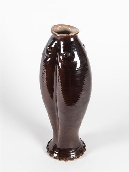 null Travail français 1960
Grand vase en terre cuite émaillée et vernissée marron...