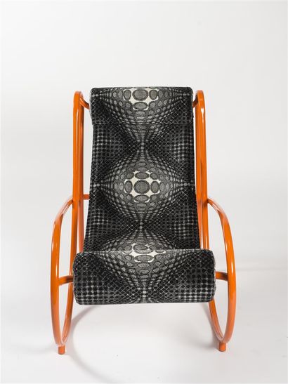 null Gae AULENTI (1927-2012)
Paire de fauteuils Locus Solus
Acier tubulaire en métal...