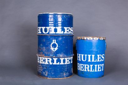 null BERLIET, Lot de 2 bidons d'huile 
