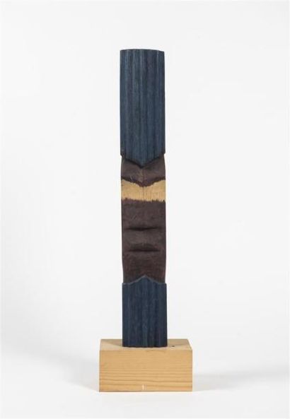 null Jean Pierre HELLE (1944 Genève-2015) Sculpture antropomorphe
bois polychrome
H:...