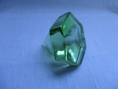 null Rare diamant de pont en verre moulé teinté
Angleterre, 19ème siècle