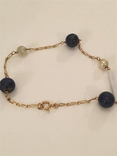 null Bracelet en or jaune (750) 18K coupé de perles de culture et perles Lapis Lazuli...