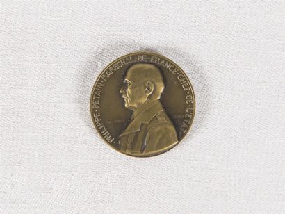 null Pétain médaille par Pierre TURIN