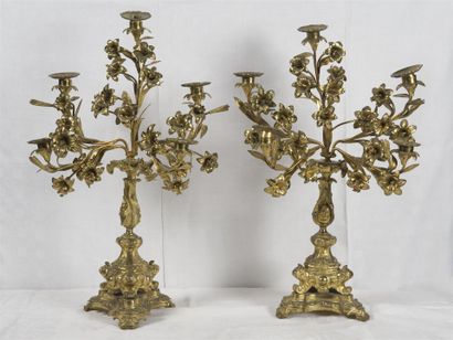 null Paire de candélabres en bronze doré
Epoque Napoléon III
Provenance Hôtel Dieu...
