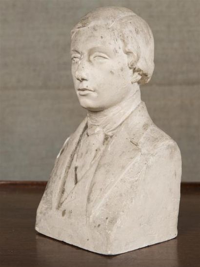 null Buste en plâtre, portrait de jeune homme
19ème siècle
H : 27 - L : 12 cm