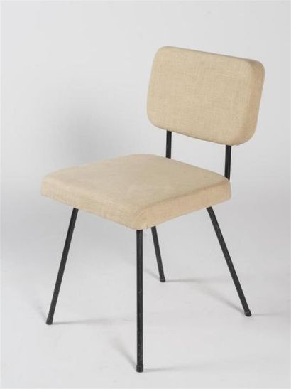 null André SIMARD (Né en 1925)
Suite de dix chaises en métal laqué noir.Assise et...
