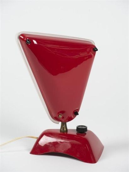 null Travail Français 1950
Lampe de table en plastique abs de couleur rouge et blanc....