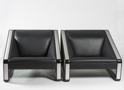 null Jacob JENSEN (1926-2015)
Paire de larges fauteuils lounge à structure en plexiglas...
