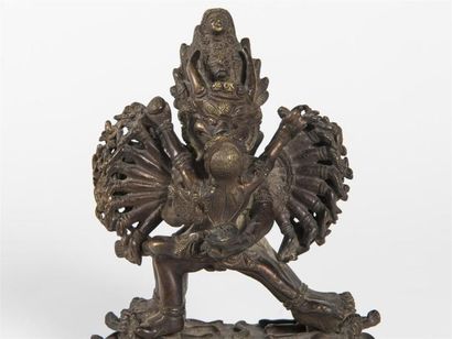 null Tibet divinité en bronze
H : 21cm