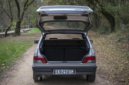 null PEUGEOT 309 gti 16 
1991 1
22800 km
 couleur gris métal, intérieur bleu.
Le...