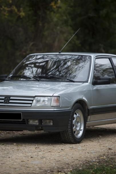 null PEUGEOT 309 gti 16 
1991 1
22800 km
 couleur gris métal, intérieur bleu.
Le...