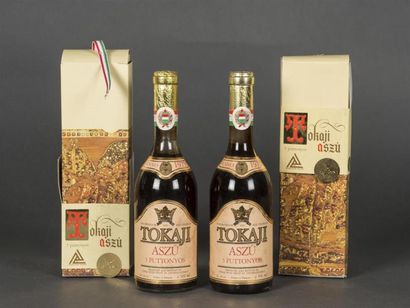 null 2 50 Cl TOKAJI ASZU 5 PUTTONYOS (étui) Satoraljaujhely 1975