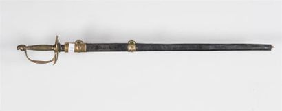 null Epée d'uniforme début XIXème
Dorure de la lame effacée, décor avec couronne...