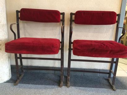 null Deux fauteuils de théâtre et deux strapondins