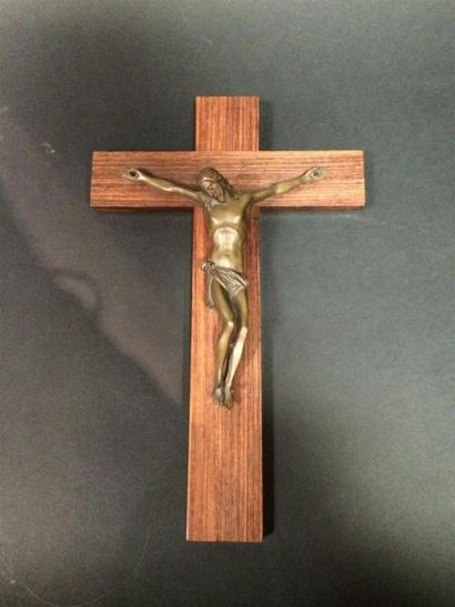 null Christ en bronze et roix en bois d eplacage