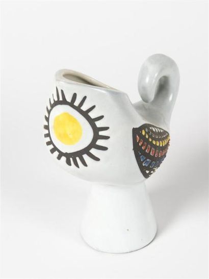 null Roger CAPRON (1922-2006)
Vase oiseau soleil en faïence émaillée blanche à décor...
