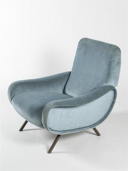 null Marco ZANUSO (1916 - 2001)
Fauteuil modèle "Lady". Châssis en bois, rembourrage...