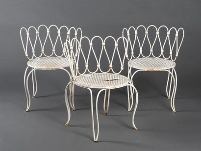 null RENÉ PROU (1889-1947) Dans le goût de 
Suite de trois chaises basses en fer...
