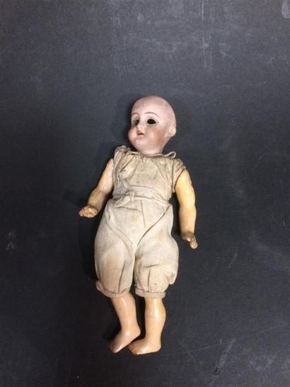 null Petit poupée tête porcelaine