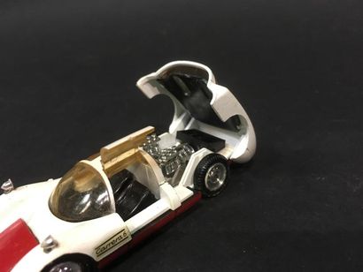 null Dinky Toys Made in France Porsche Carrera
bon état