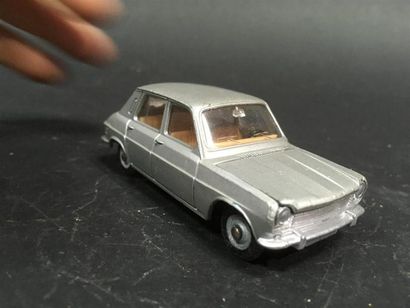 null Dinky Toys Made in France Simca 1100 
Couleur gris métallisé
bon état