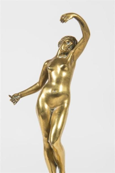 null Raymond DORVAL(1788 - 1861)
Selénée épreuve en bronze doré cachet de fondeur...
