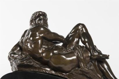 null Deux bronzes d'après le tobmeau de Jules II
Epreuves en bronze
Travail mode...