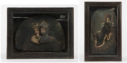 null M de TACQUEVILLE (XIXème siècle)
Deux cadres avec releif en cire teinté sur...