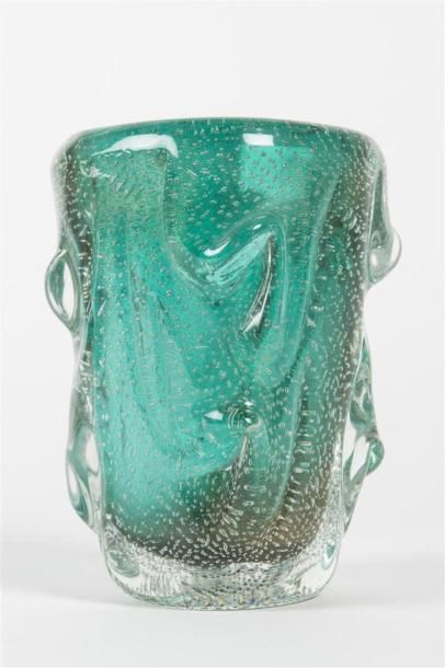 null Travail italien 1960
Vase en verre soufflé à incrustation de bulles.
H: 21,5...