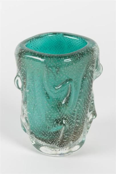 null Travail italien 1960
Vase en verre soufflé à incrustation de bulles.
H: 21,5...